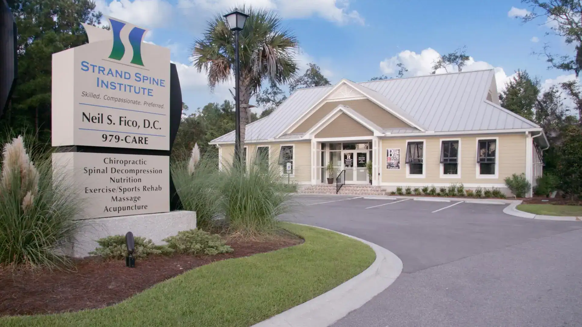 Strand Spine Institute building on Ocean Highway in Pawleys Island SC